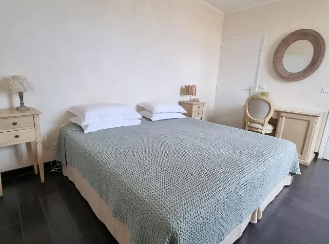 Stella Mare 3* アルガジョラ